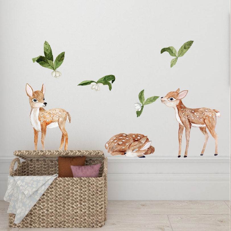 Aufkleber Rehkitze im Gras 1 Wandsticker Rehkitze im Gras Wandsticker für Mädchen Reh-Motiv | Dekoration für das Mädchenzimmer