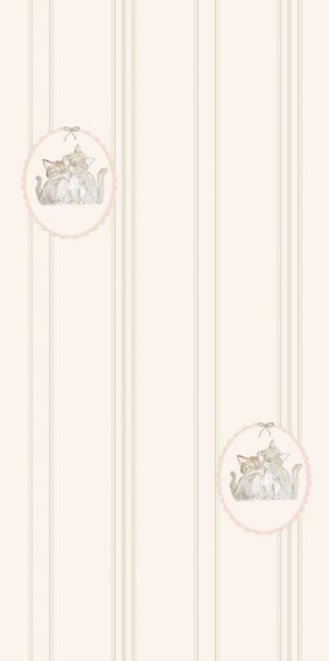 Bezaubernde Kindertapete mit Kätzchen und Streifen | Beige und Salbei